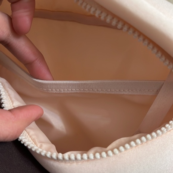 REEBOK FANNY PACK PINK SUPER CUTE - Picture 6 of 14